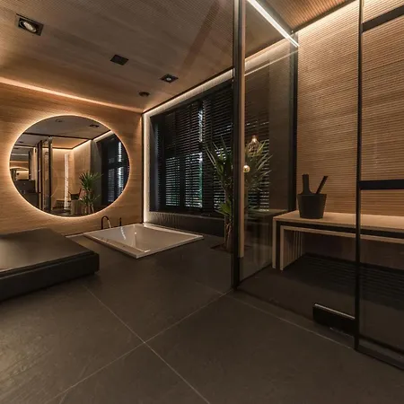 Apartment Eclipse Gold